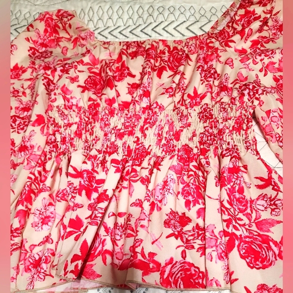 New Blouse, no tags. - Picture 1 of 5